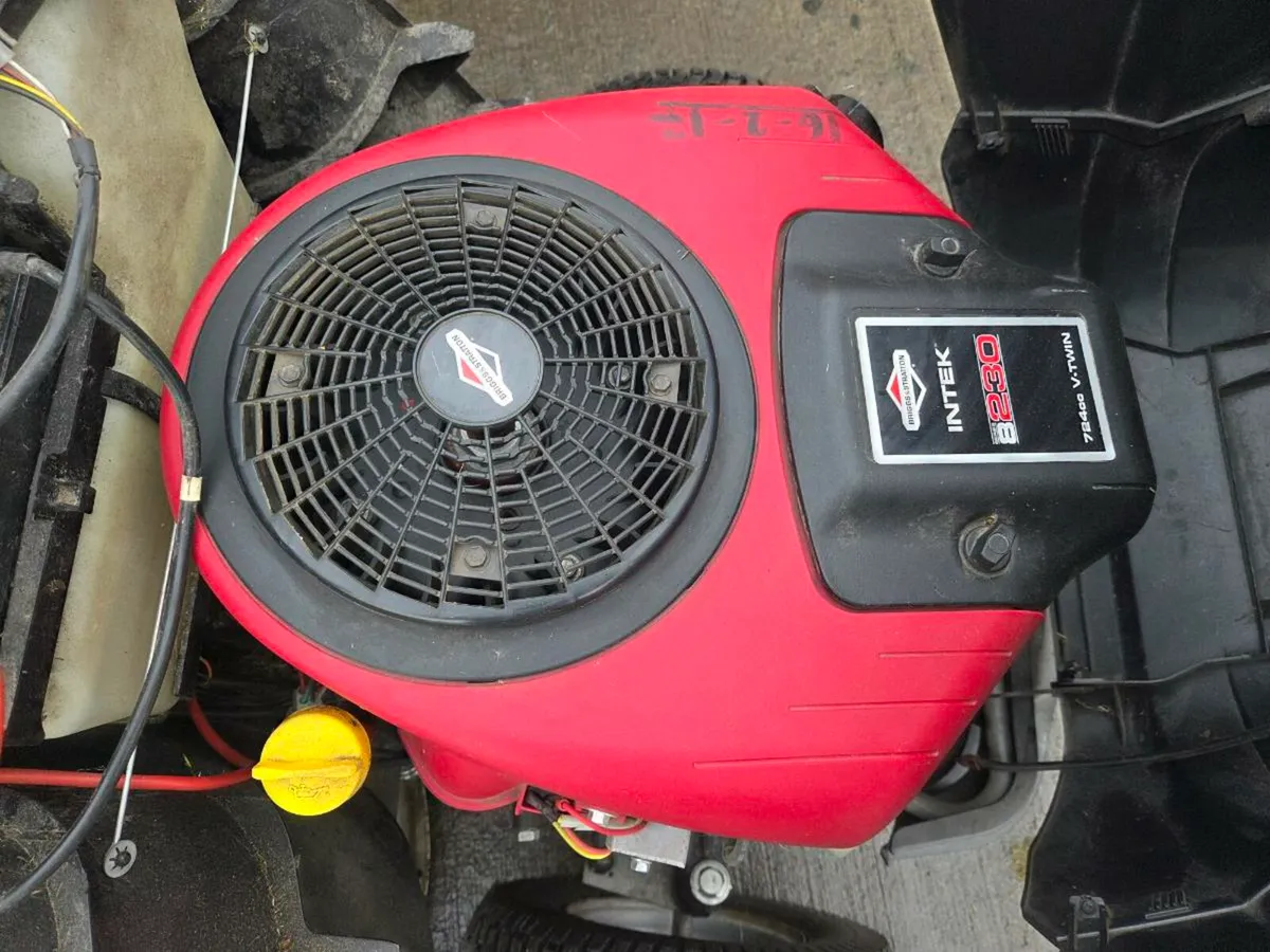 Stiga lawnmower for sale - Image 3