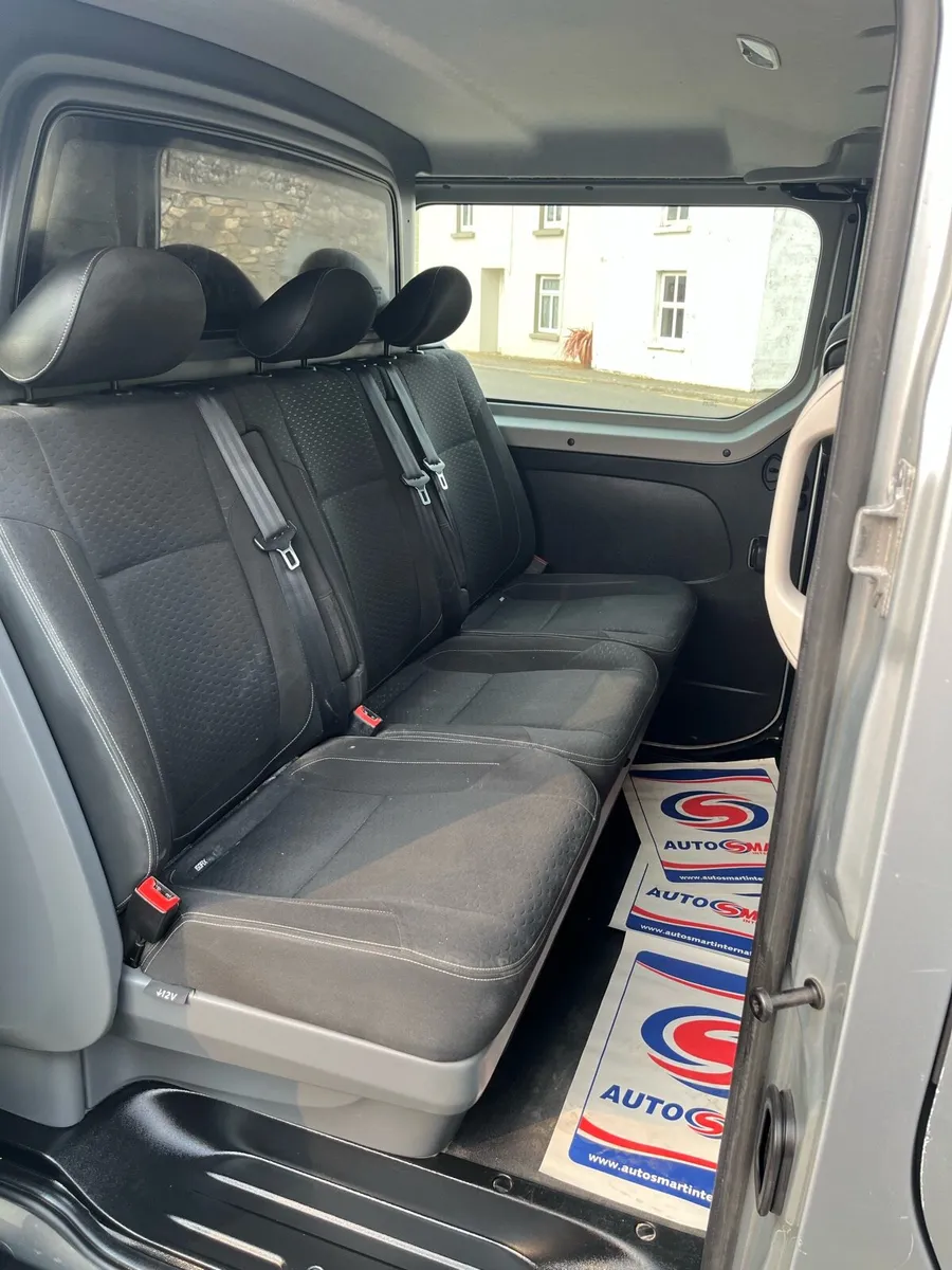 Crew cab vivaro - Image 4