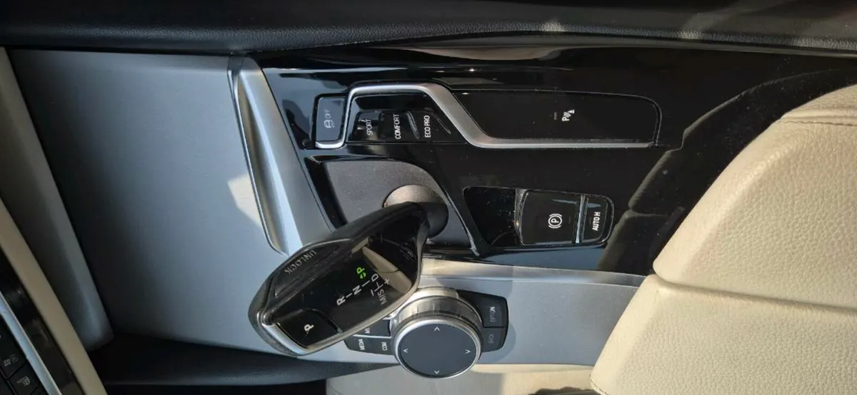 BMW 5 SERIES - Image 3