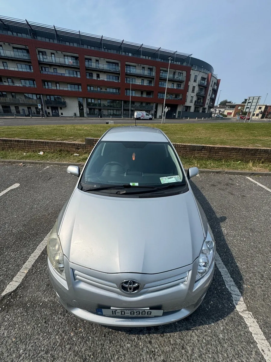 toyota auris 1.4 diesel - Image 2
