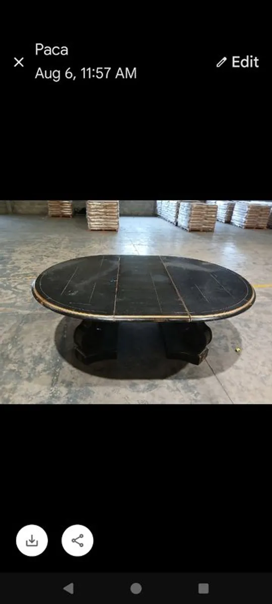 Table. Elegant Period-style Piece - Image 1