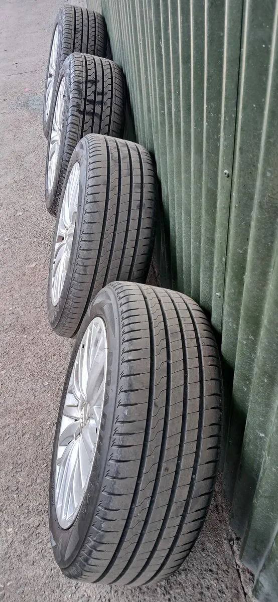 Audi VW alloy  wheels - Image 4