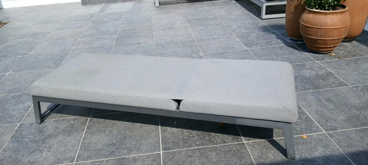 Sun lounger - Image 2