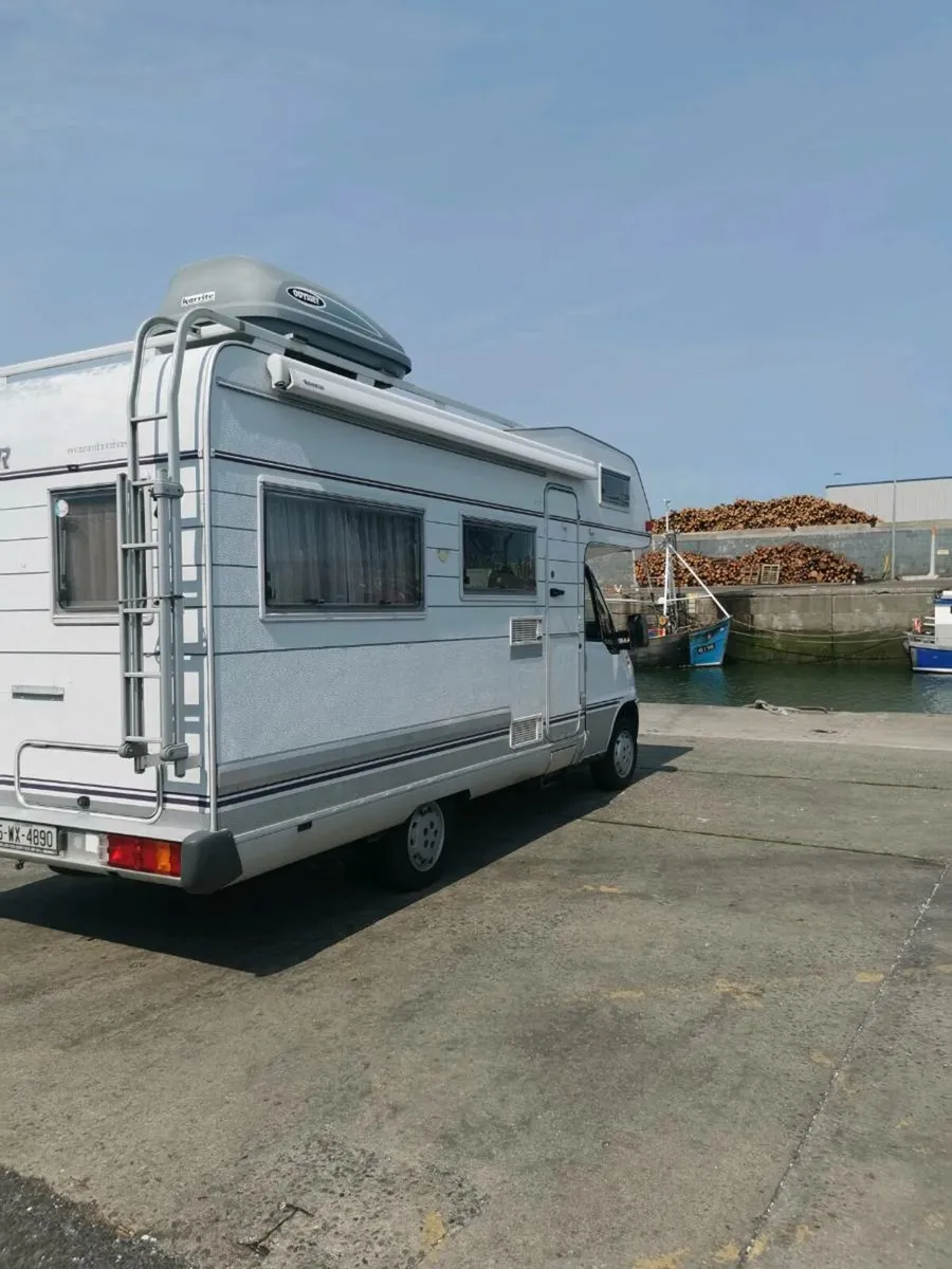 Motorhome - Image 4