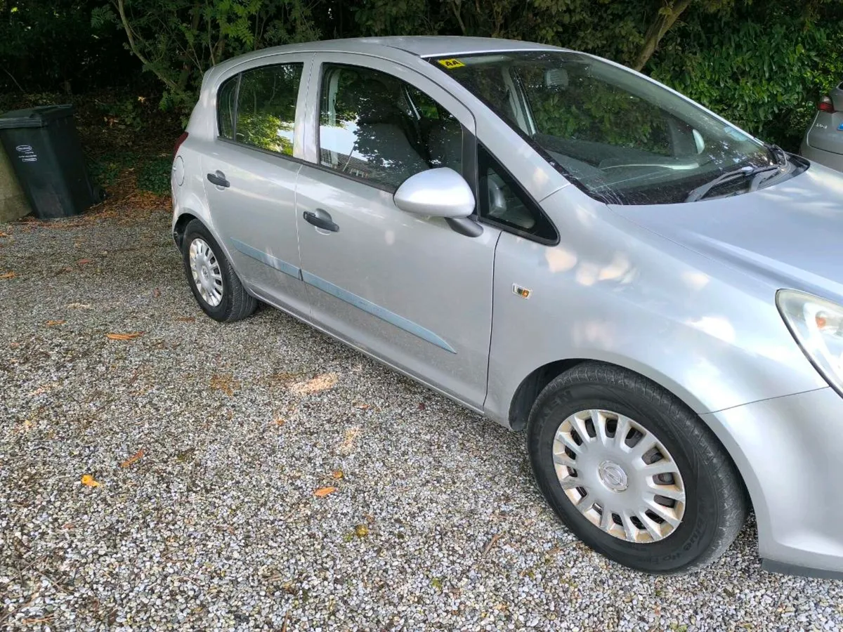 Opel Corsa 08 - Image 4