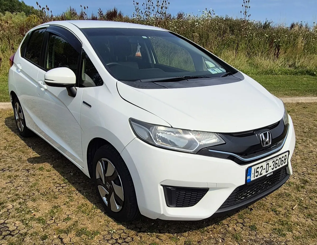 Honda Fit 1.5 Hybrid Auto NCT & TAX ! - Image 1