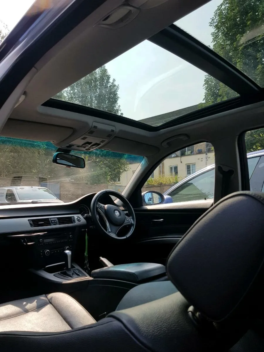 Bmw 320 Automatic Panoramic, low milage - Image 2