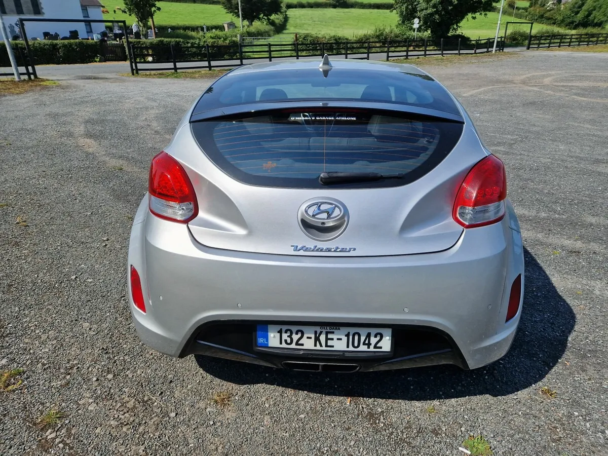Hyundai Veloster 2013 - Image 4