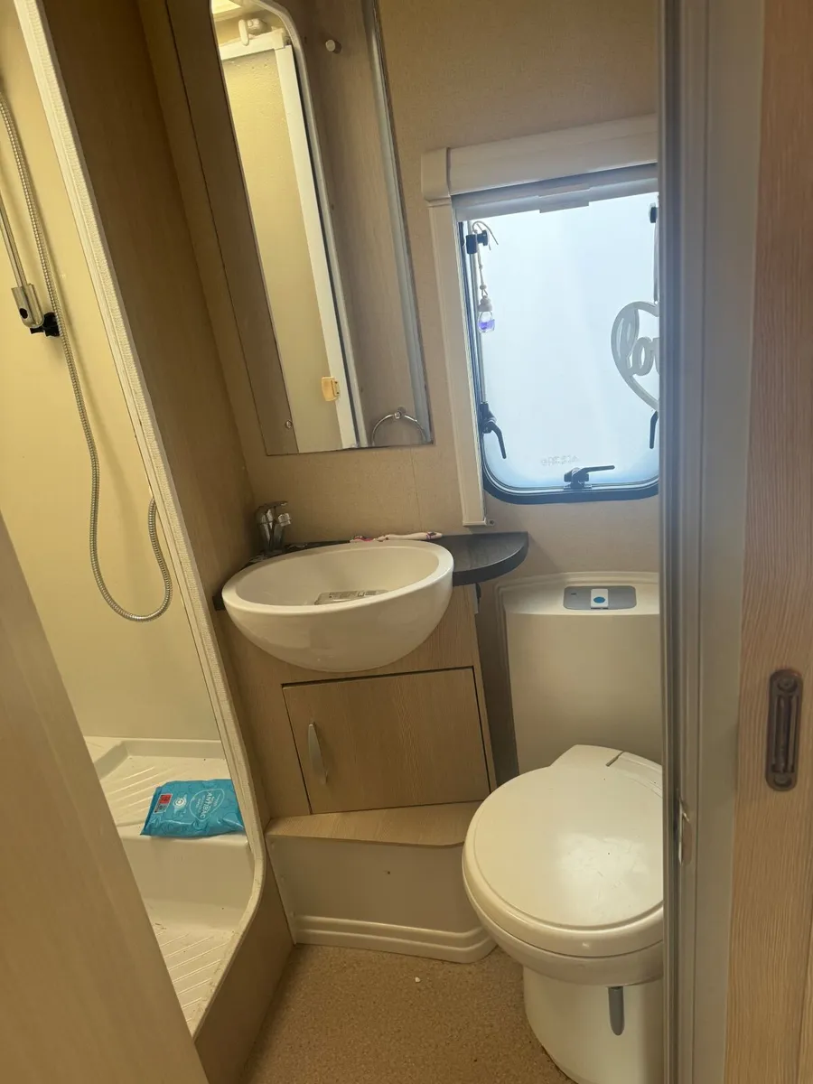 Sterling Eccles 586 sport caravan 2012 - Image 3