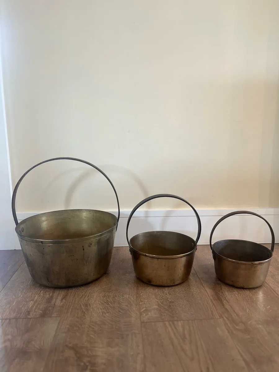 Antique English Graduating Set of Brass Preserving - Image 1