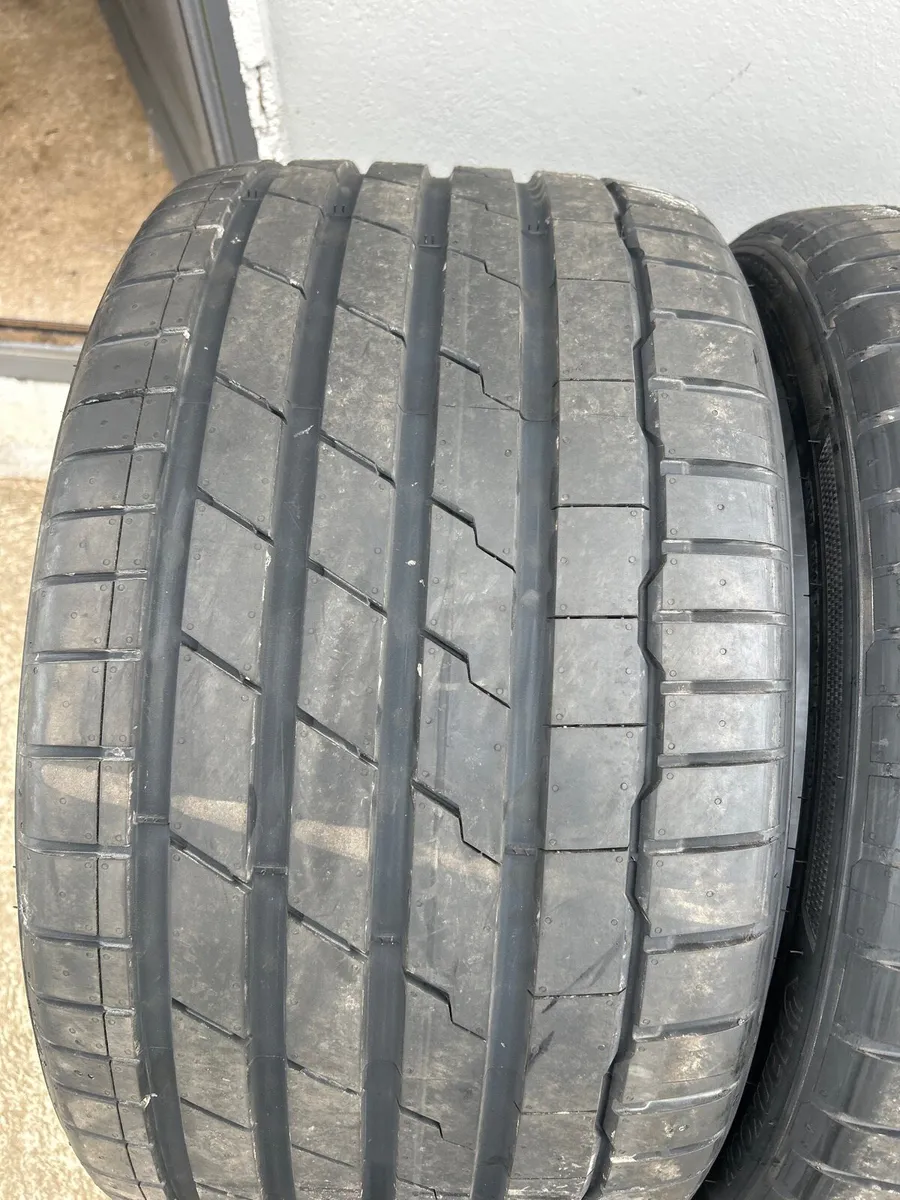 Brand new 305/30/20 hankook Tyres’s - Image 1