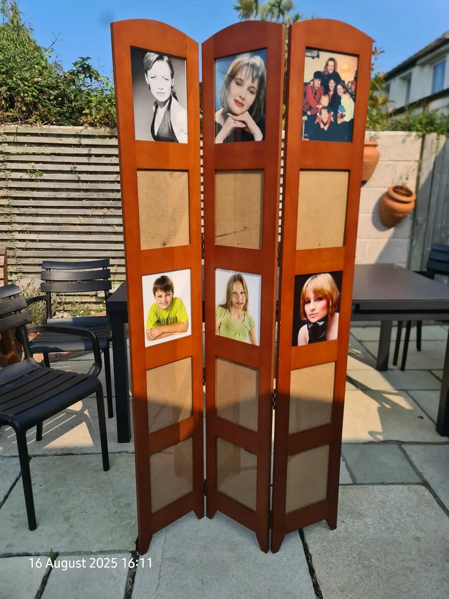 Free Standing Trifold Photo holder/Room divider - Image 1
