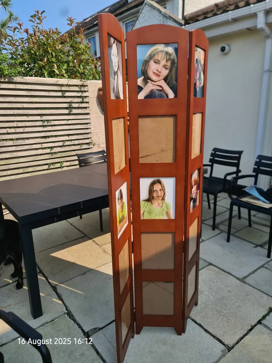 Free Standing Trifold Photo holder/Room divider - Image 4