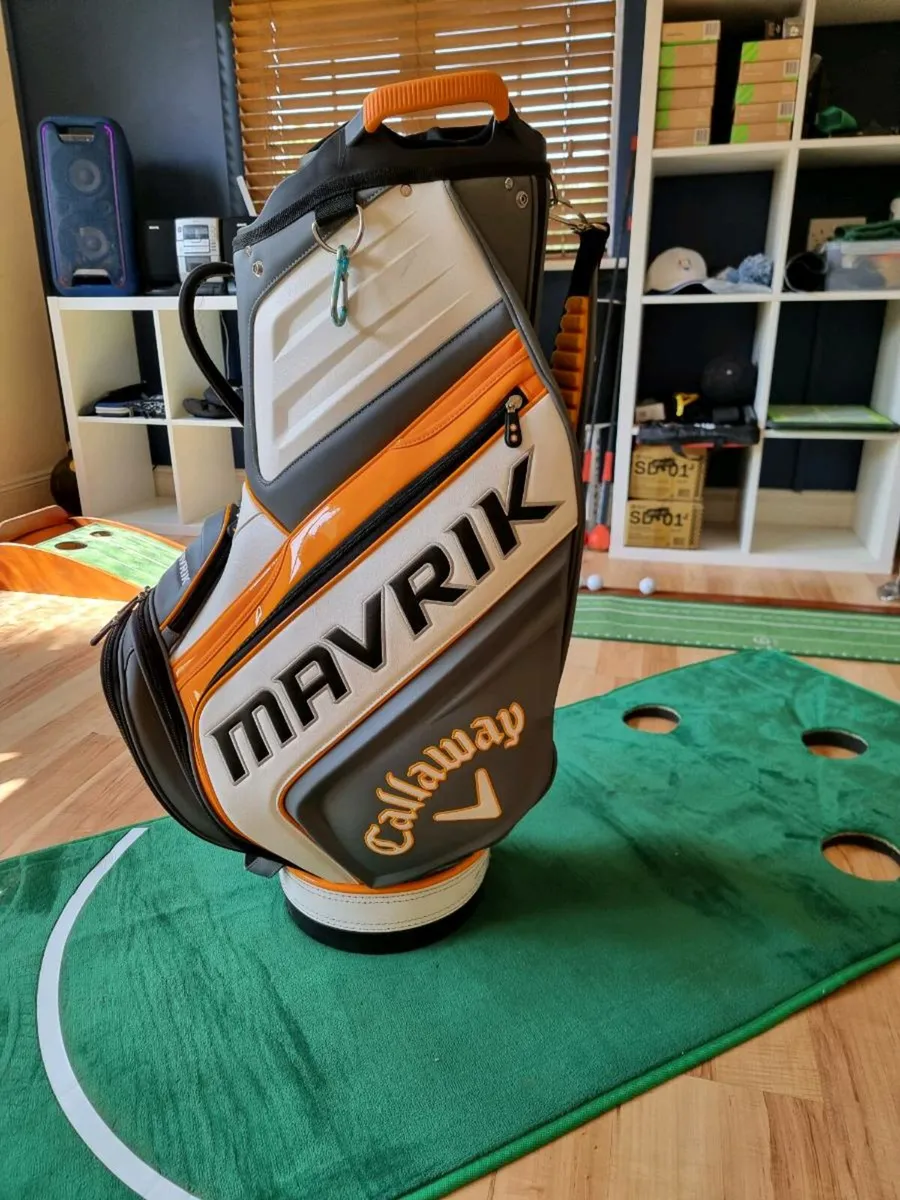 Callaway mavrik tour bag. - Image 3