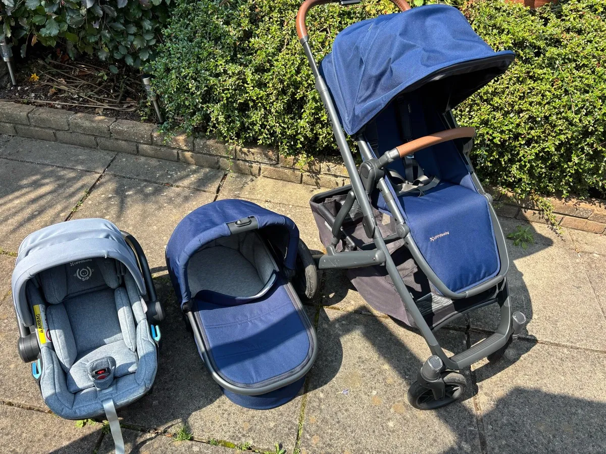 Uppababy vista V2 navy - Image 2