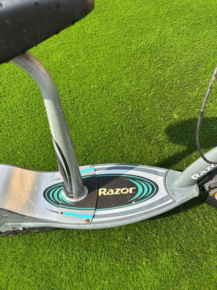 Scooter - Image 2