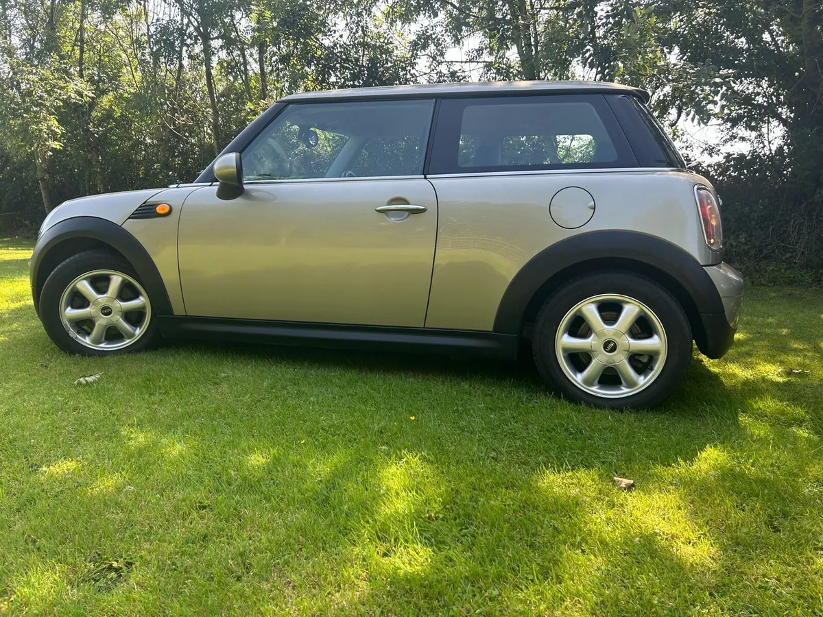 Mini One - Image 4