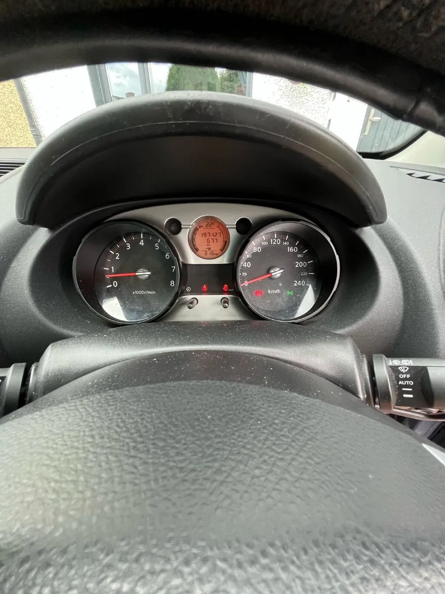 Nissan Qashqai 2008 - Image 2