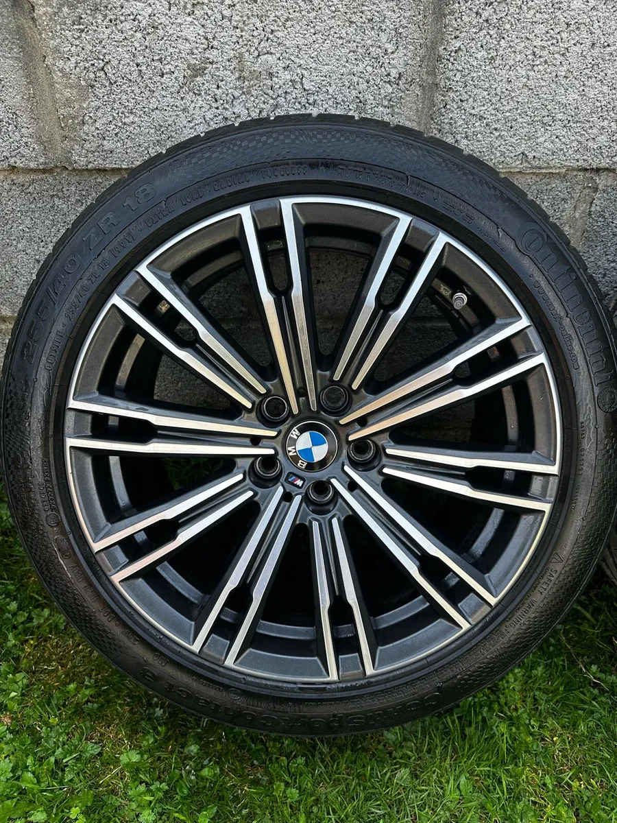 Genuine BMW 18” 790m Alloys New Tyres - Image 2