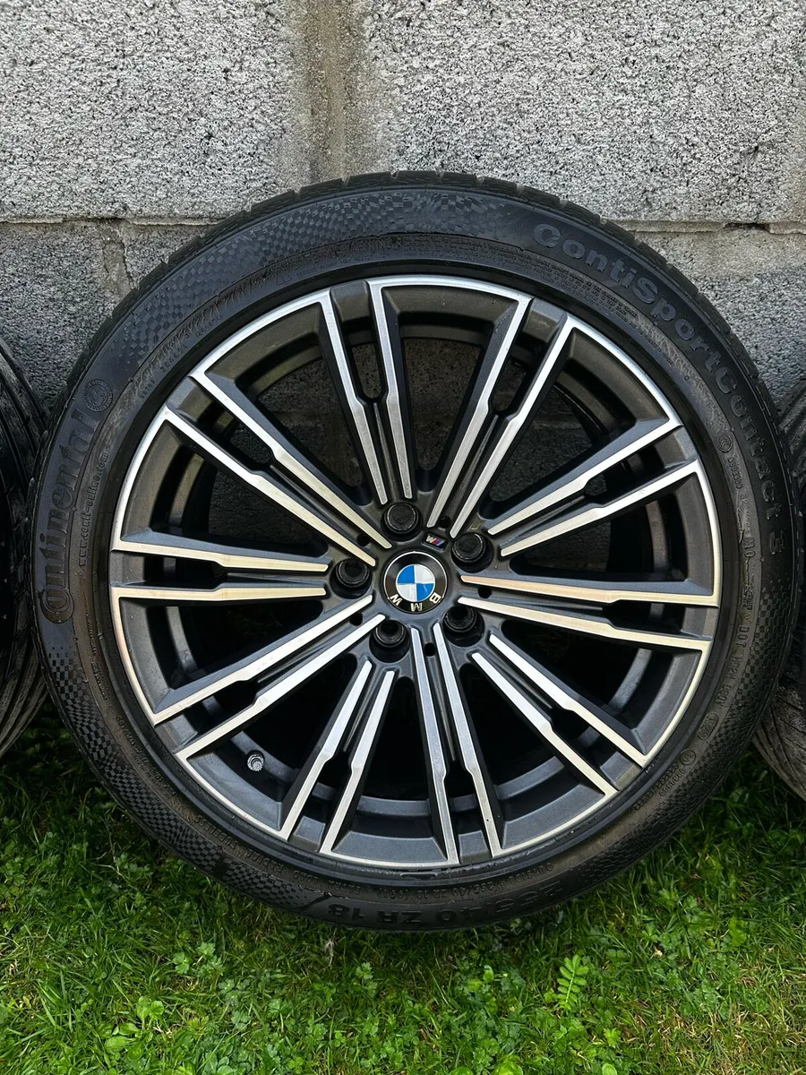 Genuine BMW 18” 790m Alloys New Tyres - Image 3