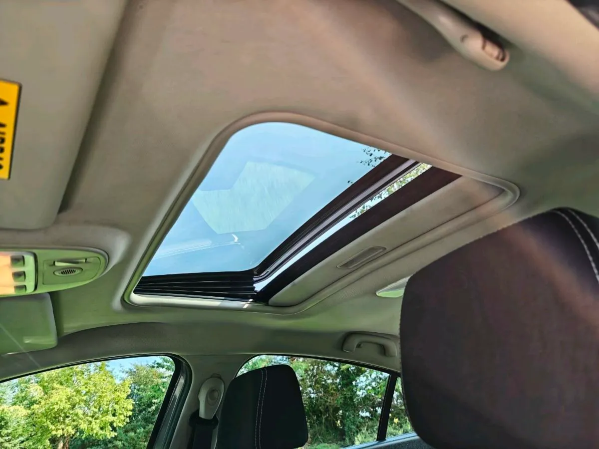 Renault Fluence 1.5 dCi Limited - Image 4