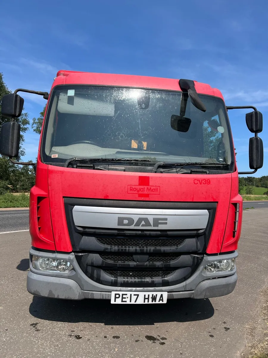 “2017 “Daf LF - Image 3