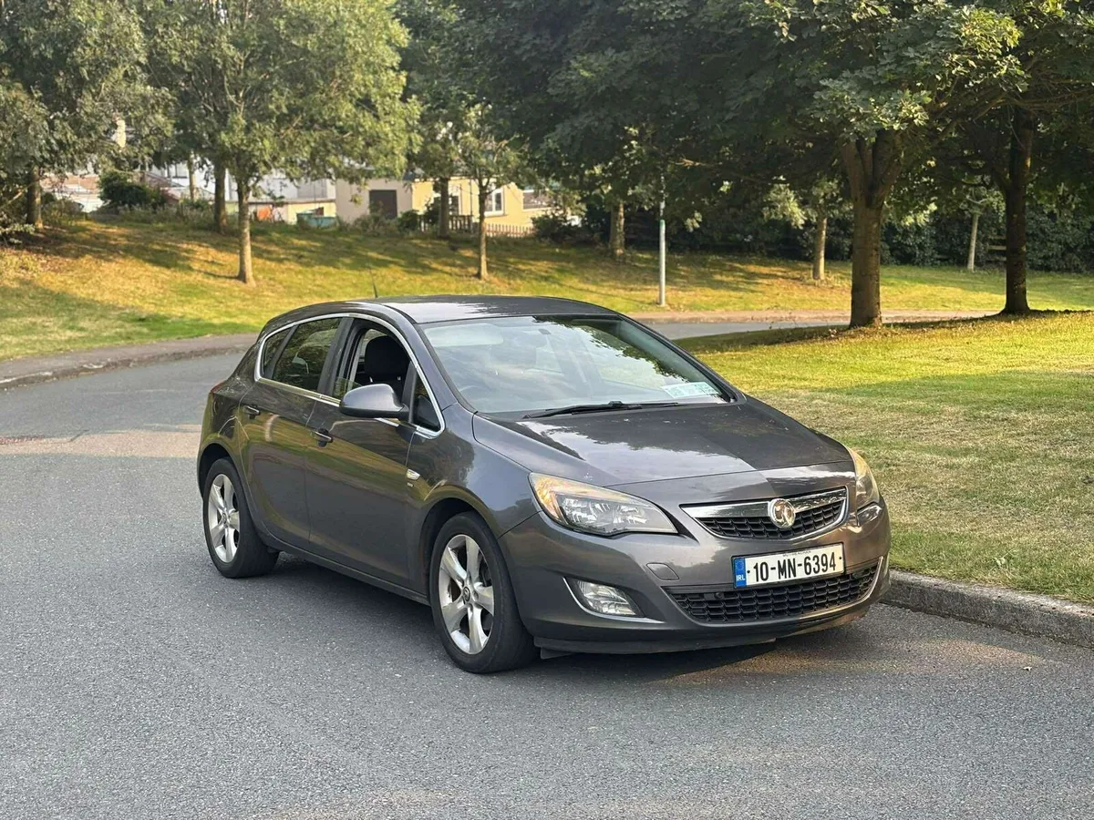 Vauxhall Astra 1.7D NCT 10/2026 - Image 2
