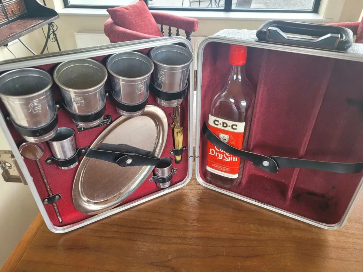 Vintage travel/drink bar case - Image 4