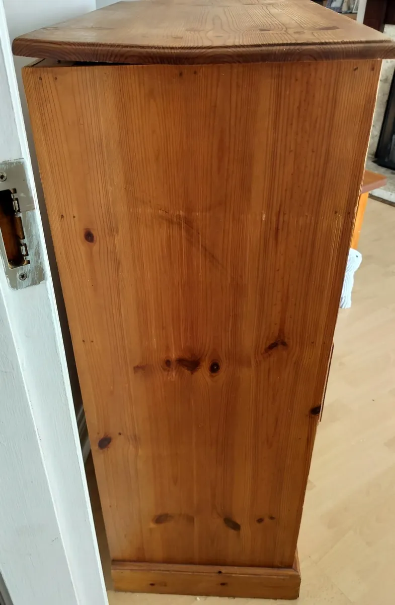Chest of Drawers - Image 3
