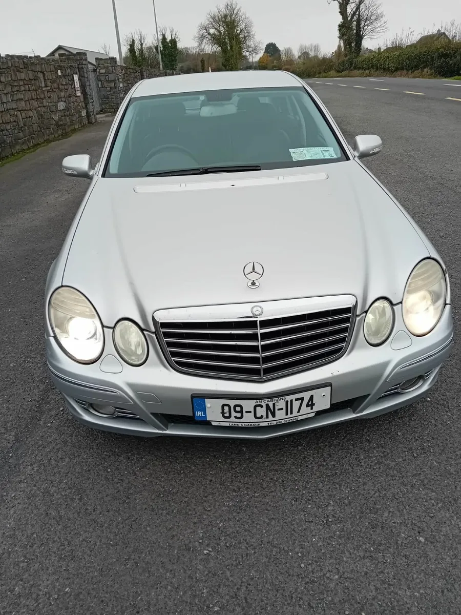 Car for Sale. Mercedes Benz E Class - Image 1