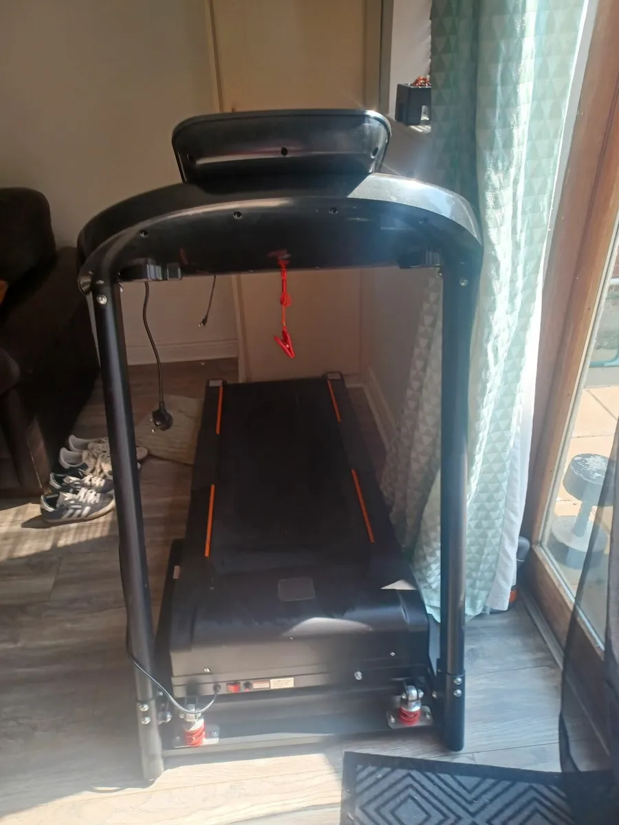 Treadmill - Image 4
