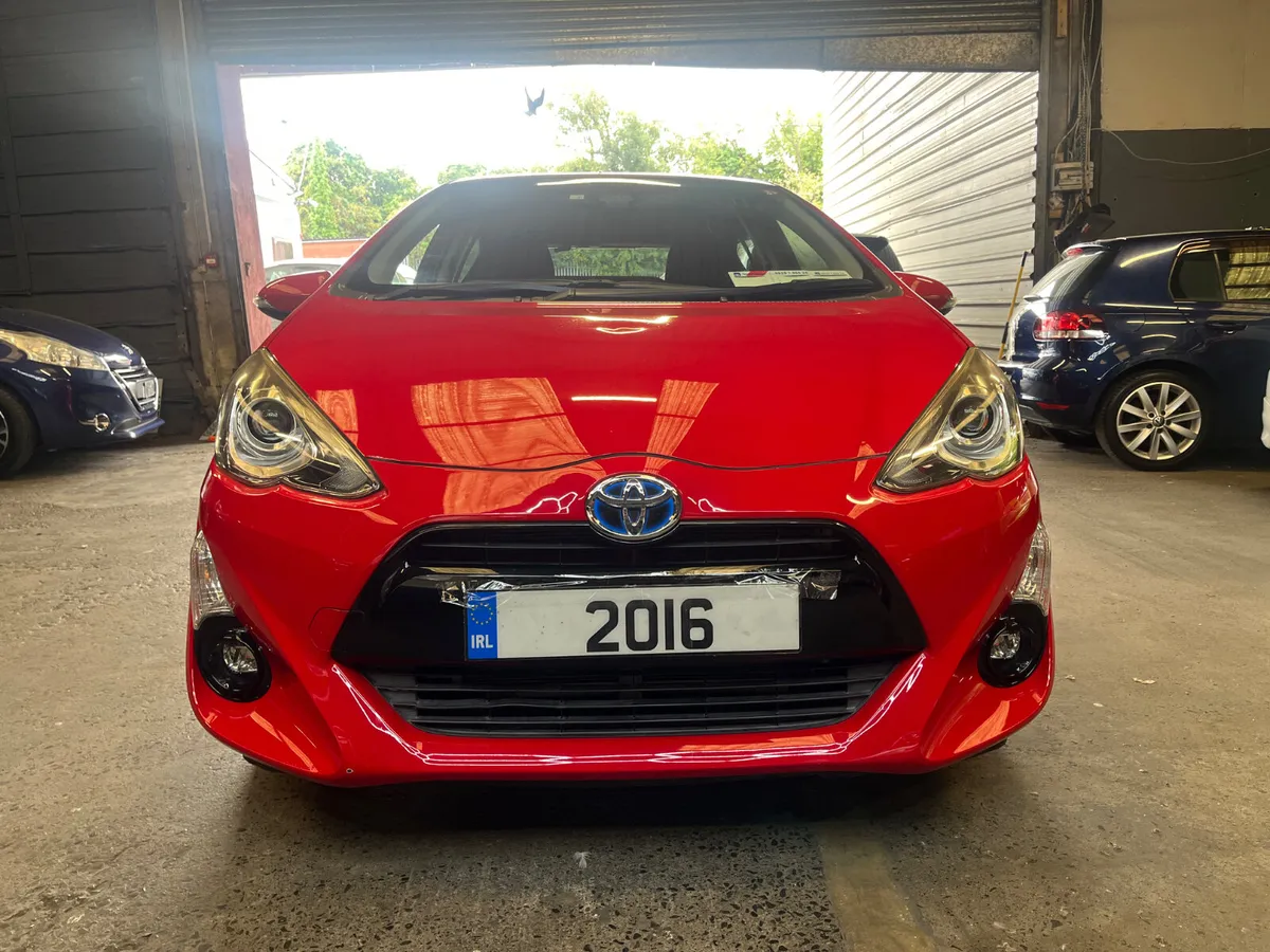 Toyota Aqua 2016 top specs - Image 3