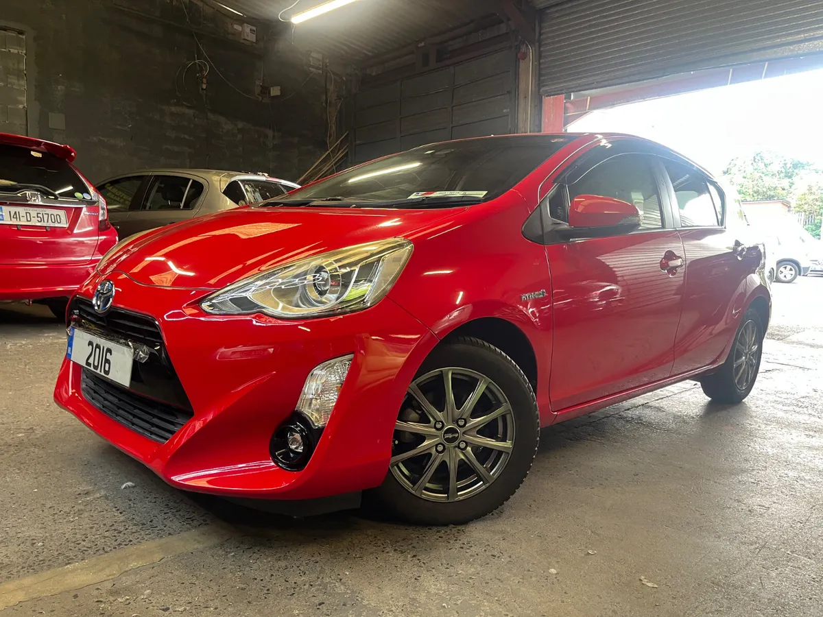 Toyota Aqua 2016 top specs - Image 2