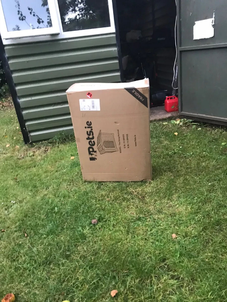 Dog kennel - Image 1
