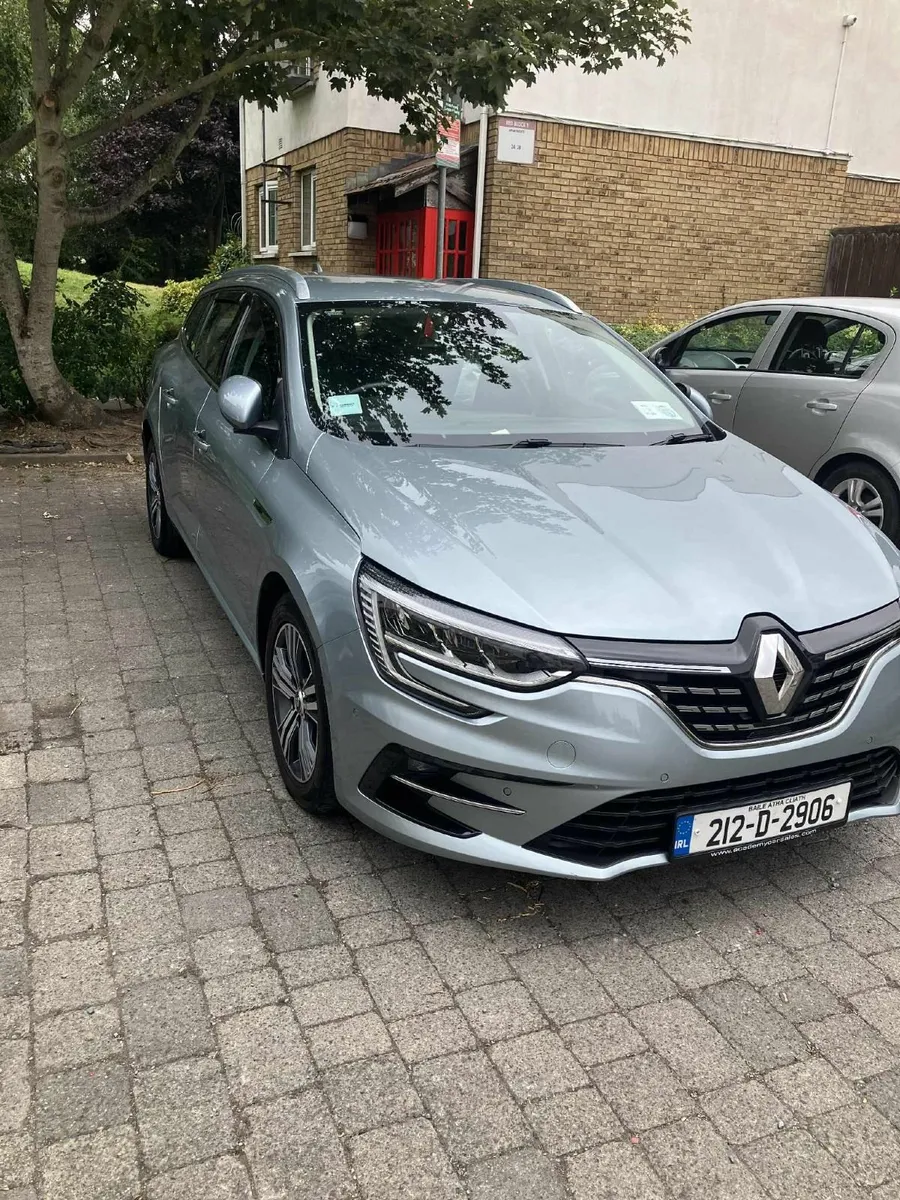 Renault Megane 2021 - Image 2