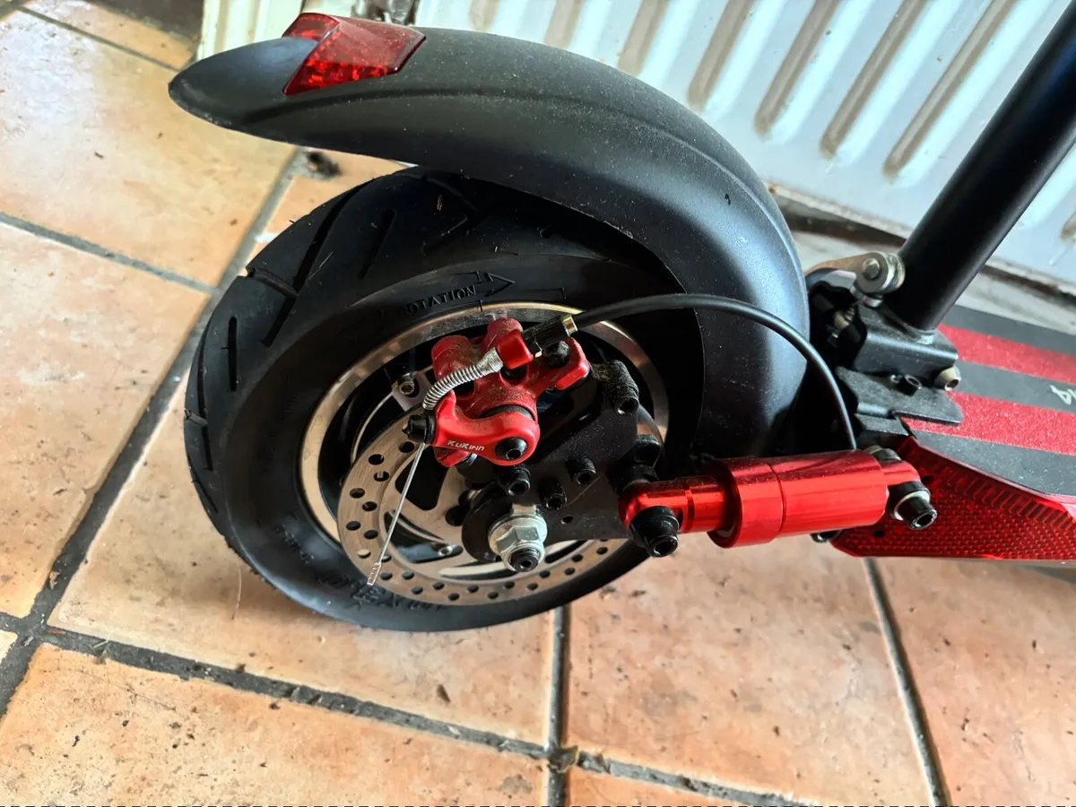electric scooters/99 new, urgent sale - Image 3