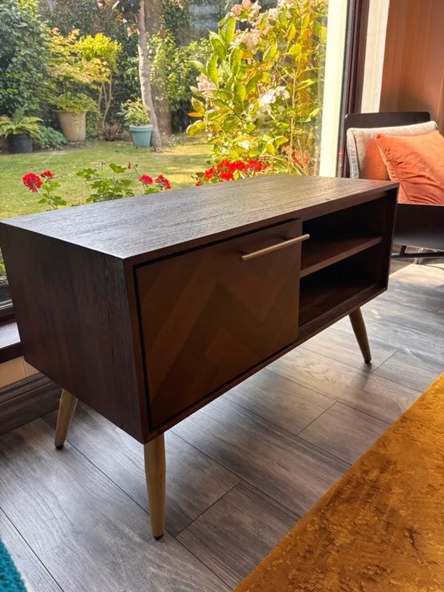 Acacia TV unit - Image 2