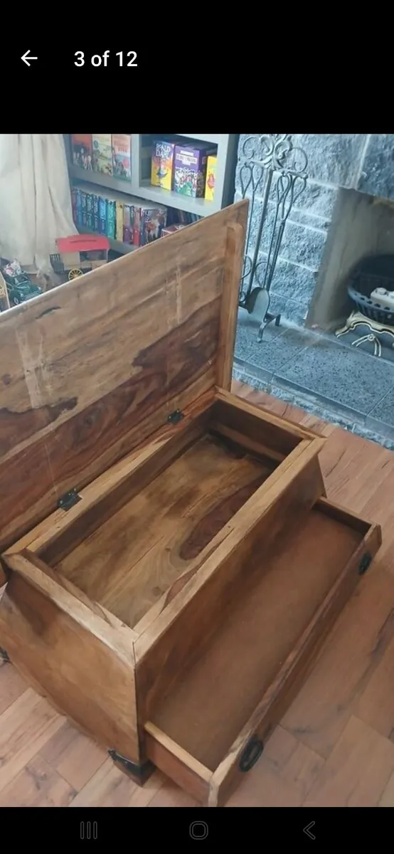Solid wood coffee table with storage - Image 3
