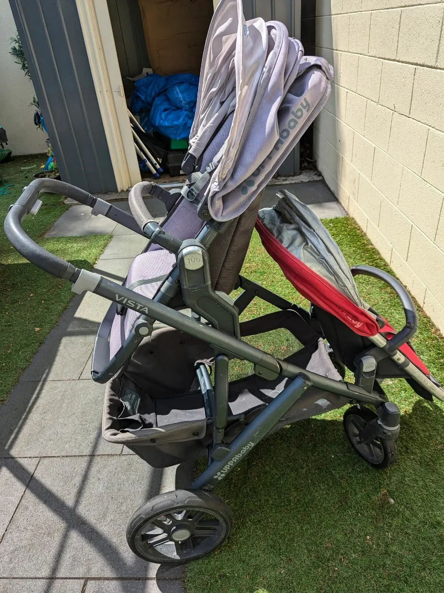 Uppa Baby Vista travel system - Image 4