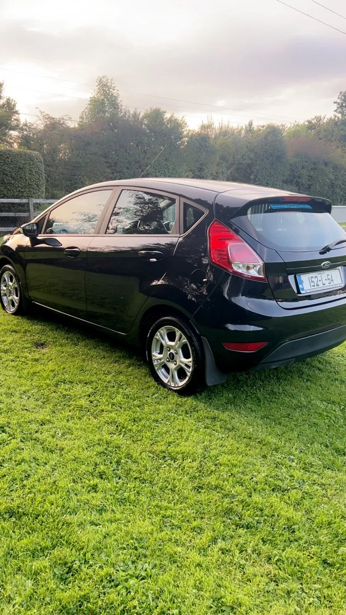 Ford fiesta - Image 4