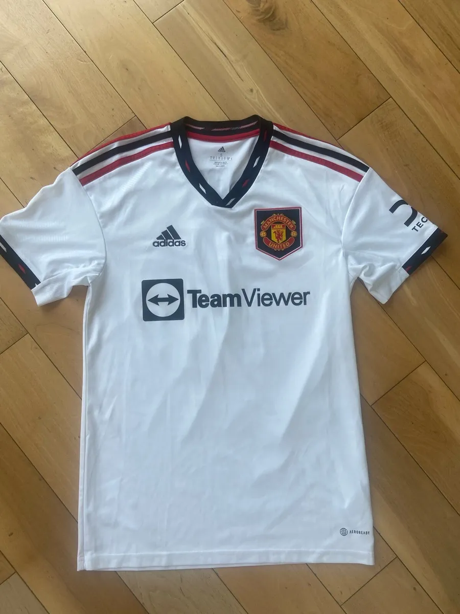 Manchester United jerseys - Image 3