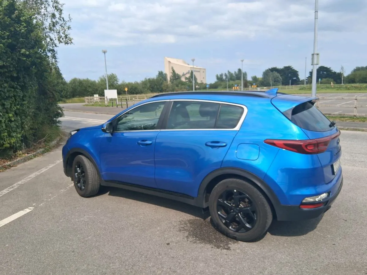 212 Kia Sportage black edition taxed and tested - Image 2