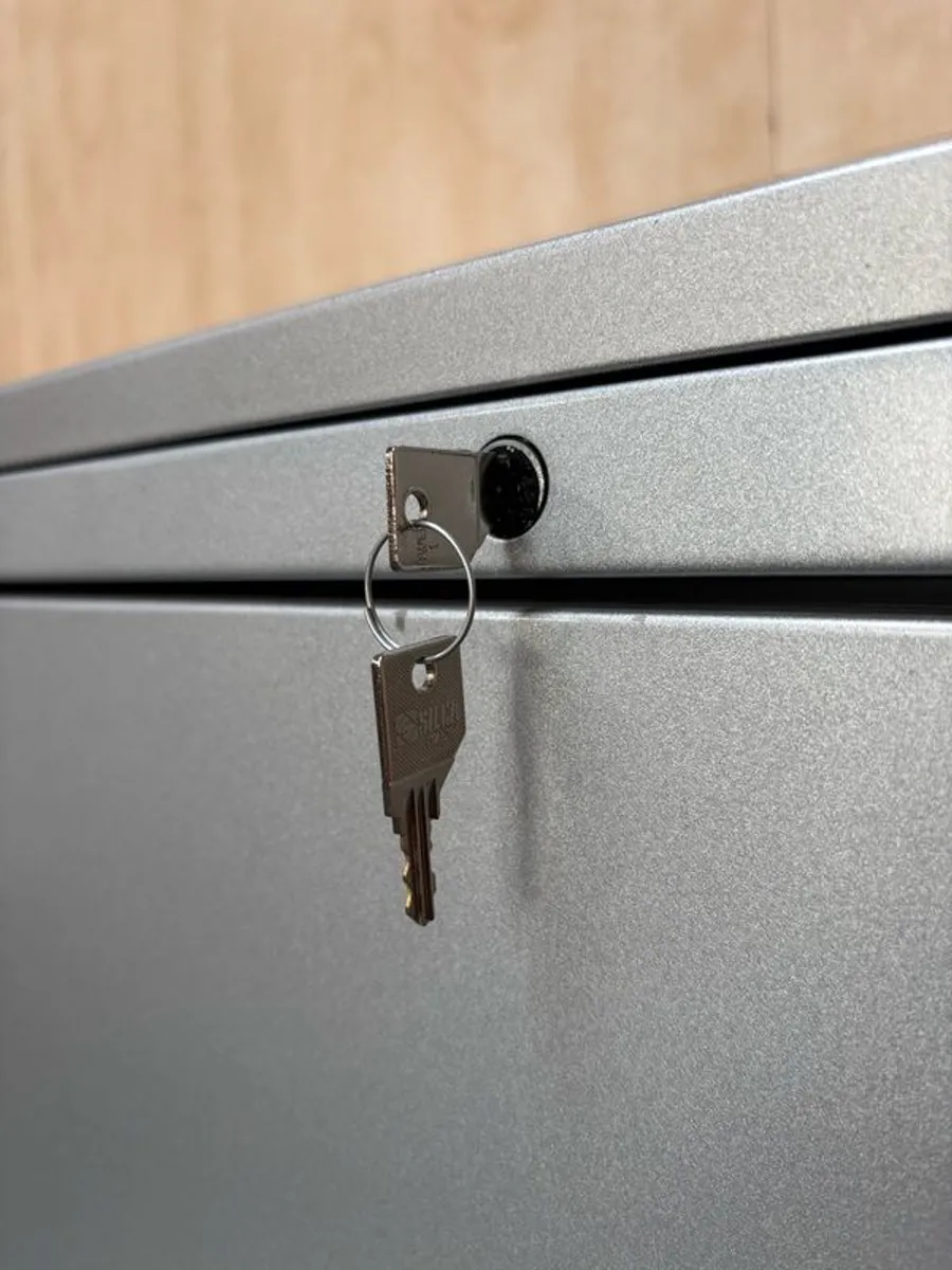 steel cabinet 700 KI Series 20 available - Image 2