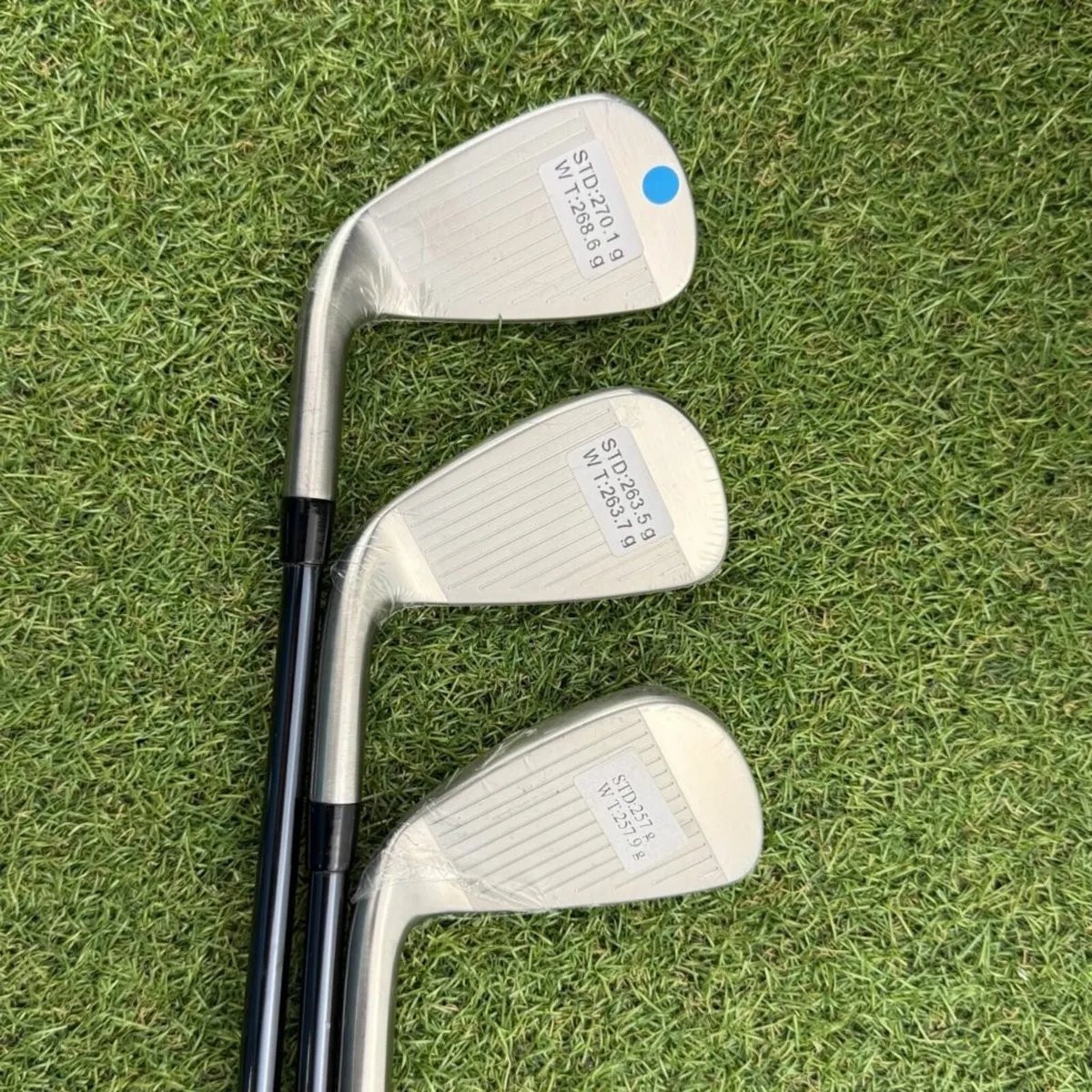 NEW WILSON DYNAPOWER IRONS / 5-PW / REGULAR - Image 4