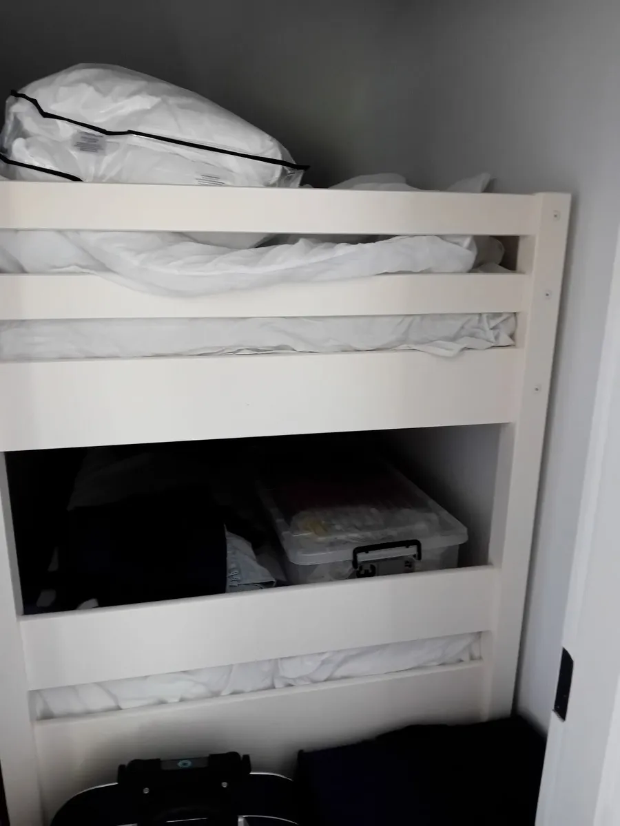 Bunk bed