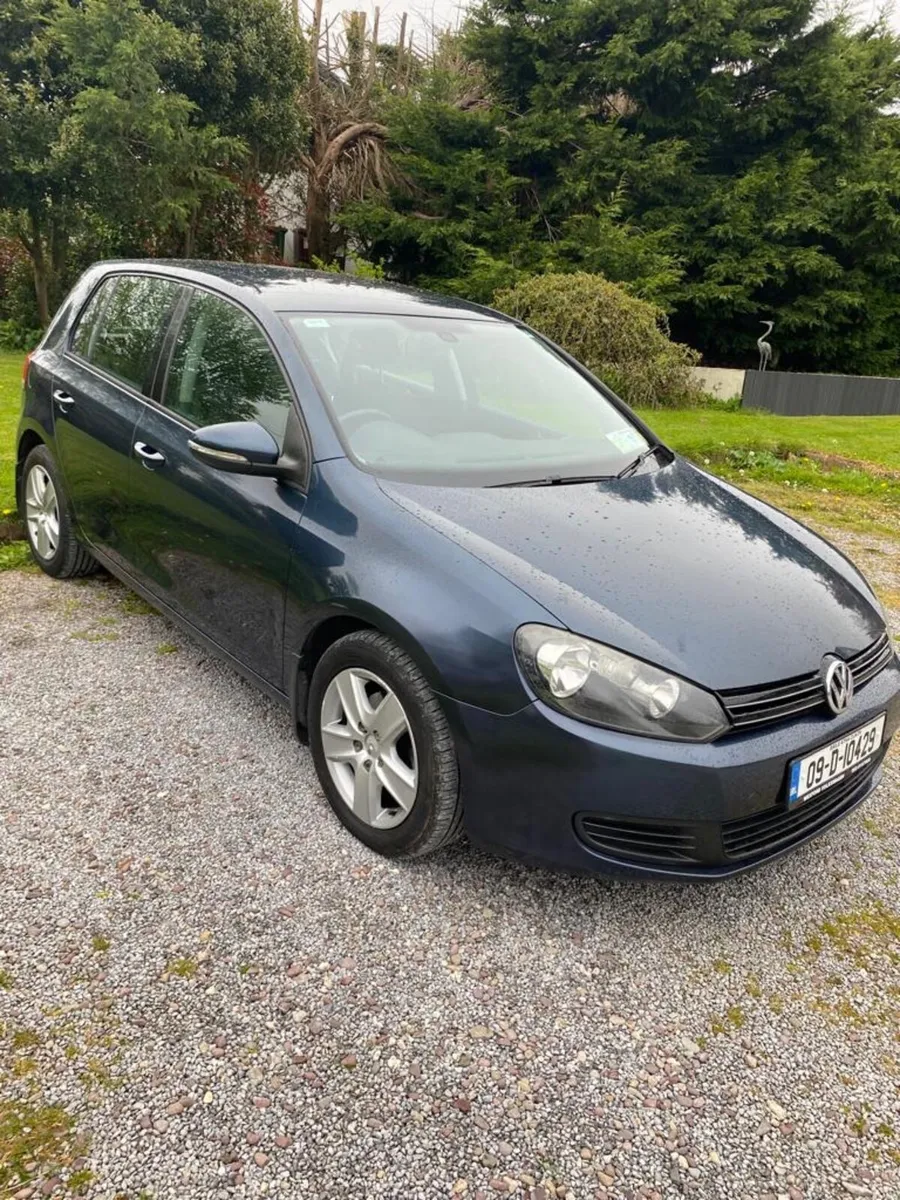 Volkswagen Golf 2009 - Image 1