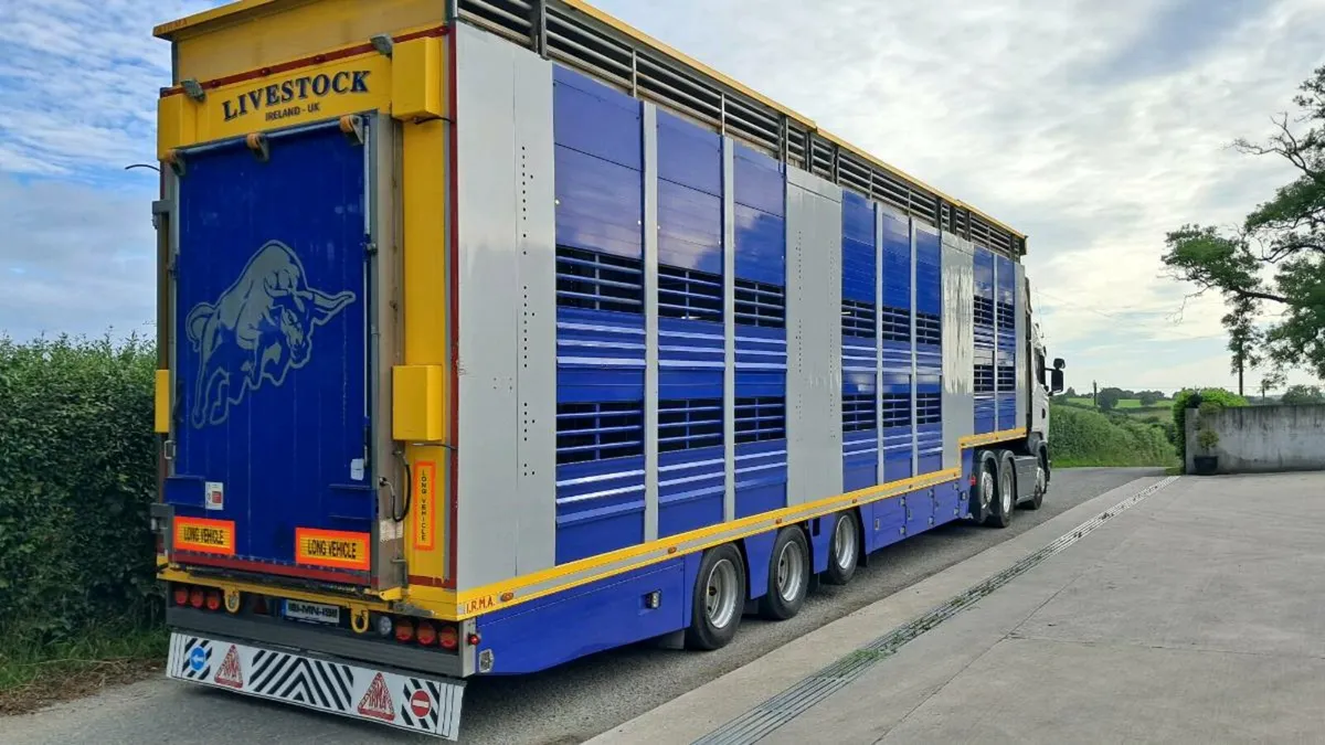🔥 2018 irma livestock trailer 🔥 - Image 1