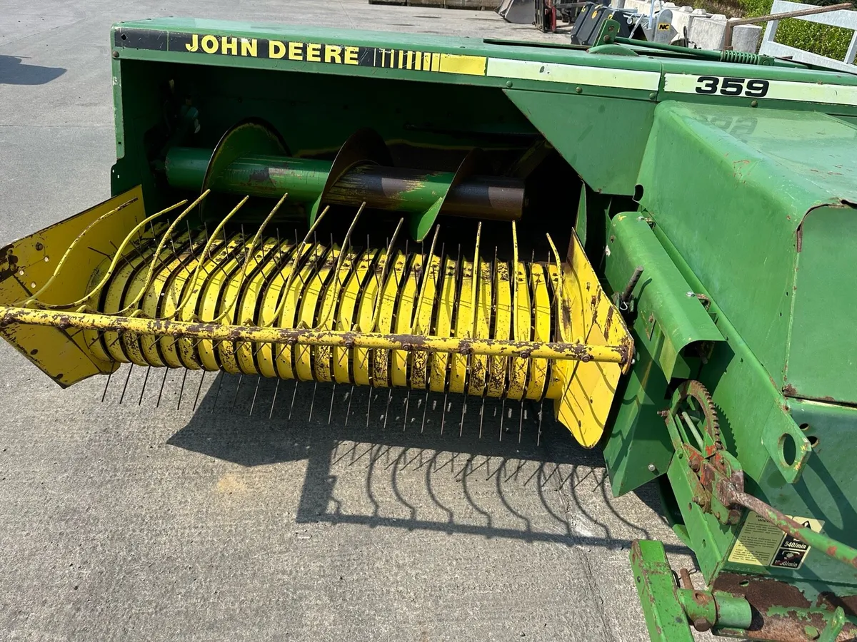 John Deere 359 Small Square Baler - Image 4