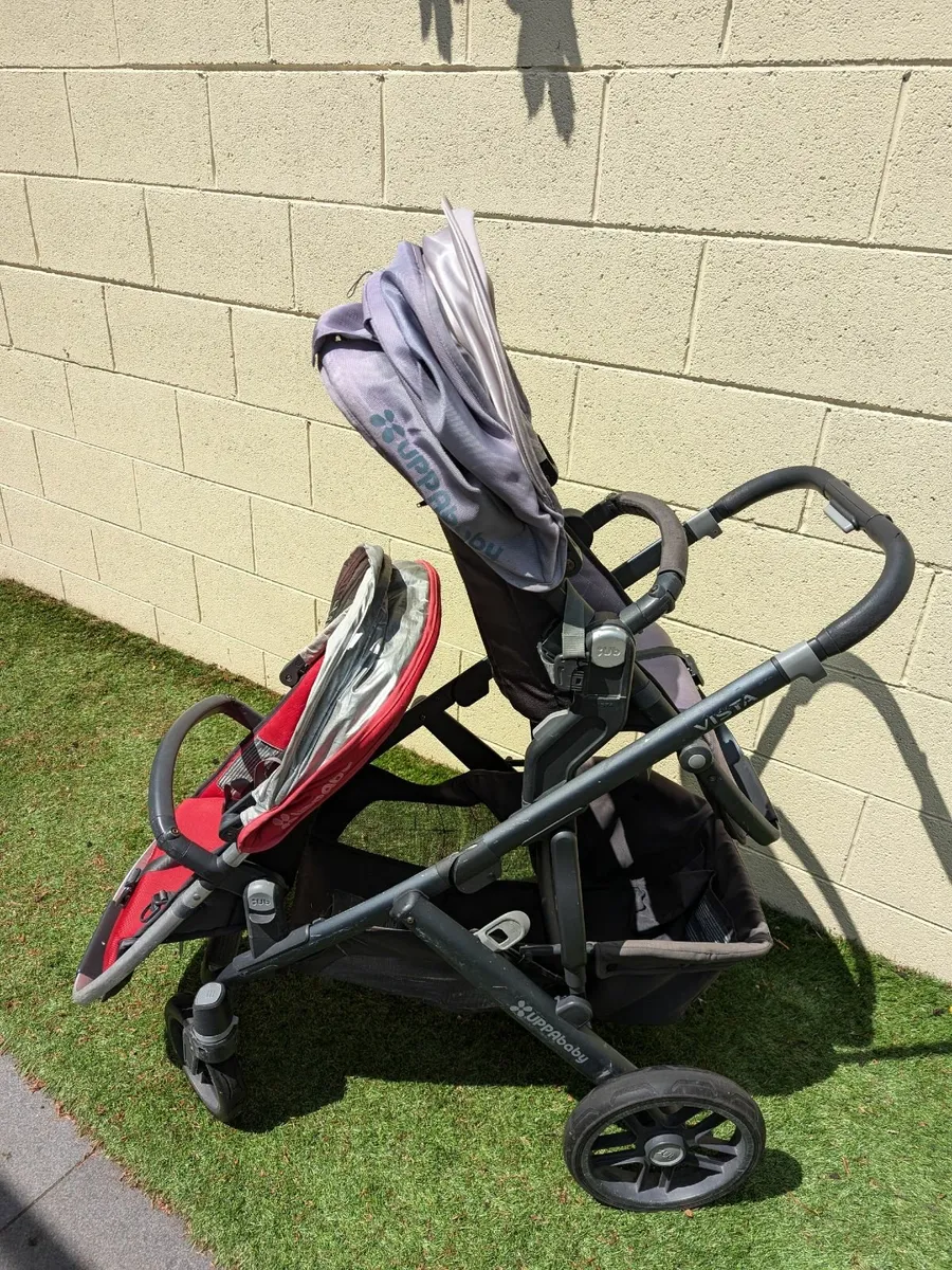 Uppa Baby Vista travel system - Image 3