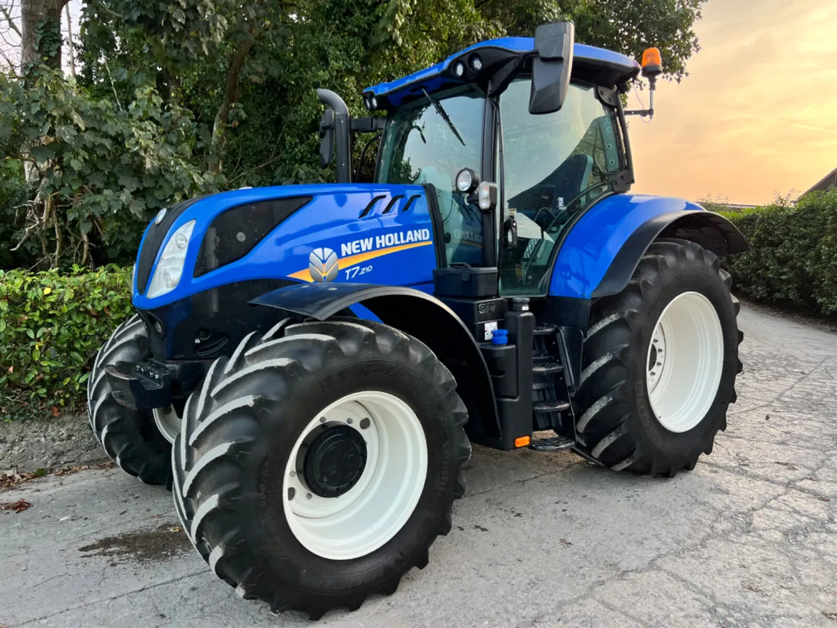2020 New Holland T7.210 Full GPS Autosteer (4500h) - Image 2